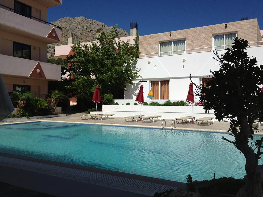 Saint Konstantin Beach Apartments Stegna Экстерьер фото